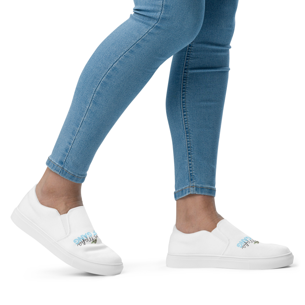 Women’s slip-on canvas shoes